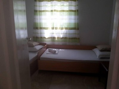 Apartment Apartments Štrbić - One Bedroom Apartment - Karlo - Features photo 11