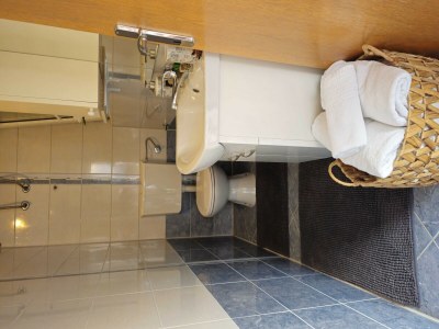 Holiday house Holiday Home Sunrise - Three Bedroom Holiday Home - Features photo 26