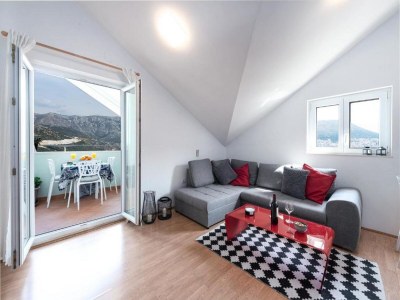 Apartment Apartments Meri & Karla - Two Bedroom Apartment with Balcony and Sea View - Features photo 16