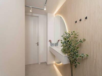 Apartment Modern City Escape - Two Bedroom Apartment with Balcony - Outdoor photo 45