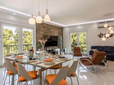 Villa Modern & Stylish Villa with Private Pool - Four Bedroom Villa with Pool - Features photo 10