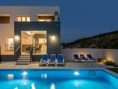 Villa Modern & Stylish Villa with Private Pool - Four Bedroom Villa with Pool - Outdoor photo 26