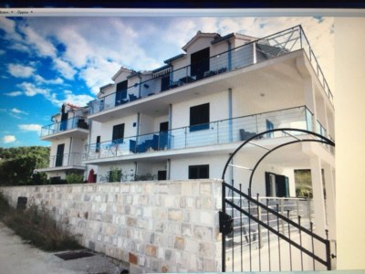 Apartment Two Bedroom Apartment with Balcony - Outdoor photo 8