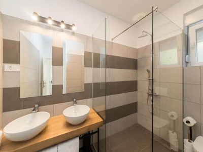 Villa Luxury Villas Bellavista - Four Bedroom Villa with Pool - Features photo 29