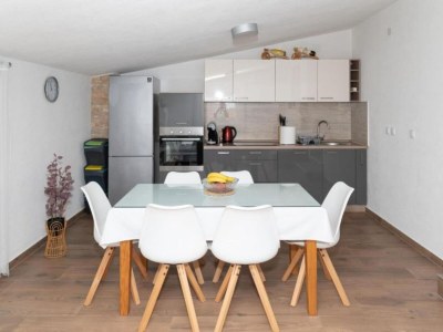 Villa Five Bedroom Villa With Pool - Features photo 24