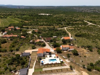 Villa Five Bedroom Villa With Pool - Outdoor photo 42