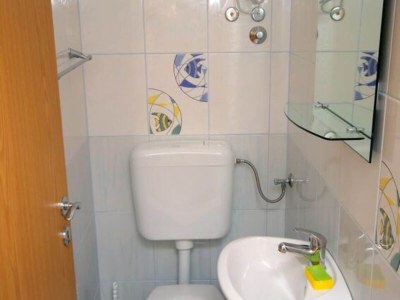 Holiday house Four Bedroom Holiday Home - Features photo 16