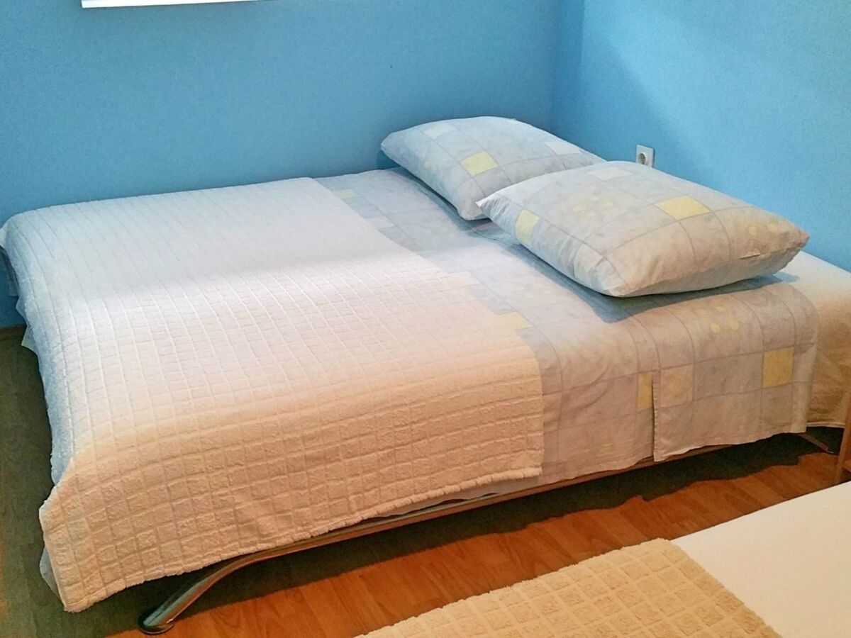 Apartment Apartments Mateo - One Bedroom Apartment - White - Features photo 4