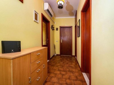 Apartment Two Bedroom Apartment with Terrace - Outdoor photo 22