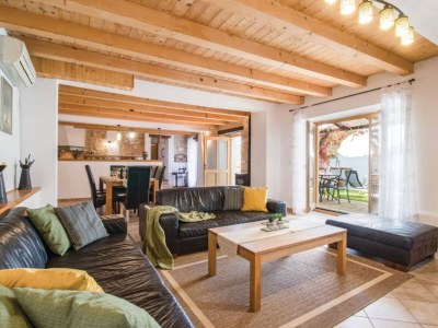 Villa Villa Istra - Four Bedroom Villa with Private Pool - Features photo 17