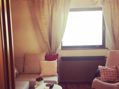 Holiday house Holiday Home with Three Bedrooms and Garden - Features photo 10