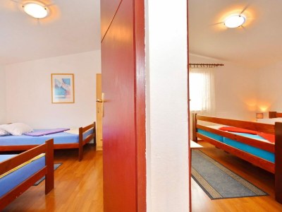 Apartment Apartments Roksandić - Two Bedroom Apartment - Features photo 13