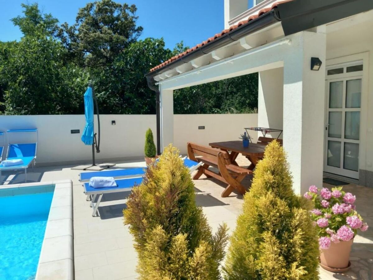 Villa Two Bedroom Apartment With Private Pool - Outdoor photo 3