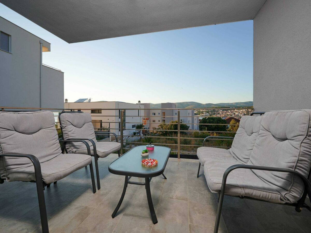 Apartment Exclusive Okrug Gornji Apartment with Shared Pool - Two bedroom Apartment with Shared Pool - Outdoor photo 2