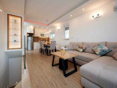 Apartment Exclusive Okrug Gornji Apartment with Shared Pool - Two bedroom Apartment with Shared Pool - Features photo 8