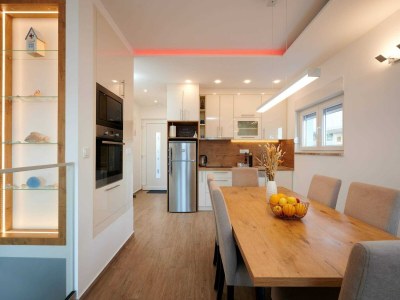 Apartment Exclusive Okrug Gornji Apartment with Shared Pool - Two bedroom Apartment with Shared Pool - Features photo 12