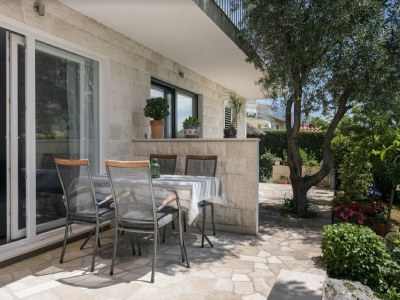 Apartment Apartments Vujina - One Bedroom apartment and Balcony - Features photo 14