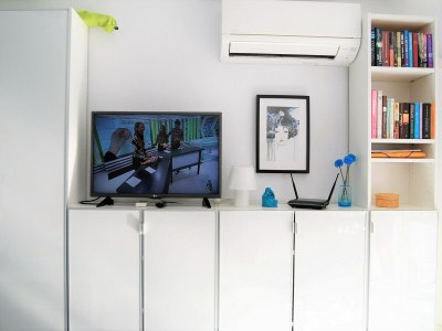 Apartment Villa in Nerja near Burriana Beach & Pool - Features photo 9