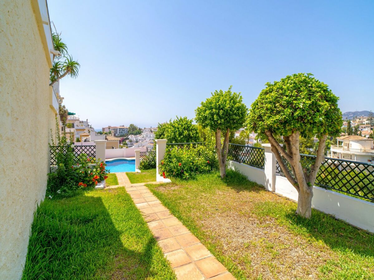 Holiday house Villa in Nerja nahe Burriana Strand - Outdoor photo 3