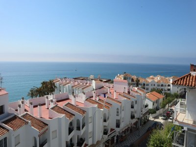 Apartment Penthouse in Nerja near Balcón de Europa - Outdoor photo 10