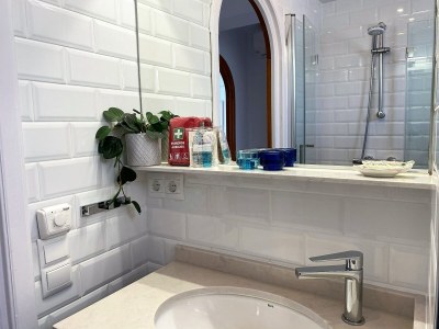 Apartment Penthouse in Nerja near Balcón de Europa - Features photo 14