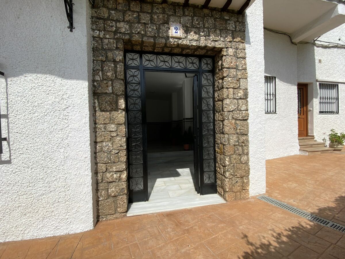 Apartment Apartment in Nerja near Carabeillo Beach - Outdoor photo 2
