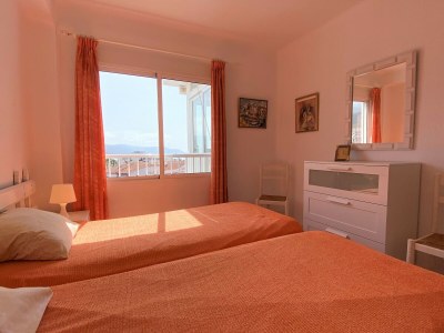 Apartment Apartment in Nerja near Carabeillo Beach - Features photo 26
