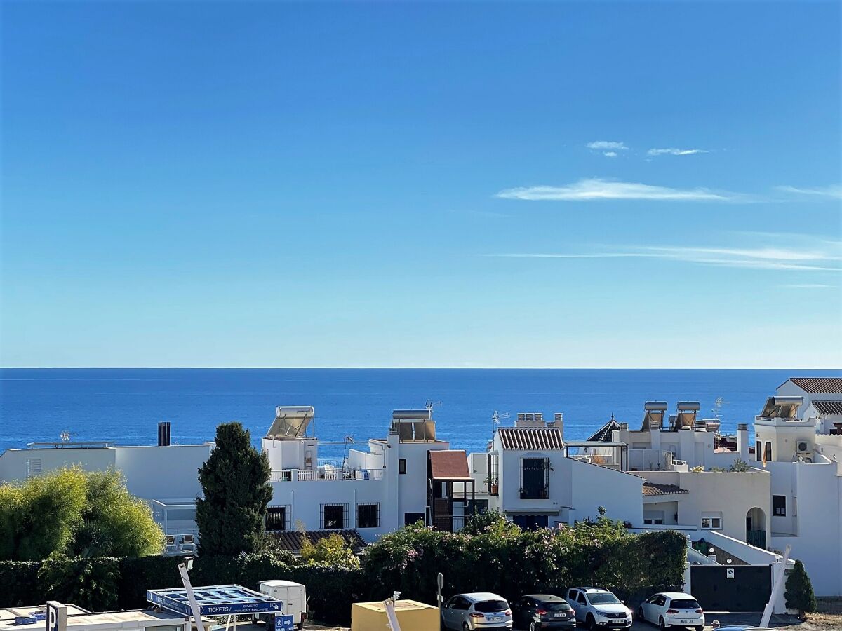 Apartment Apartment in Nerja near Carabeo Beach - Outdoor photo 3