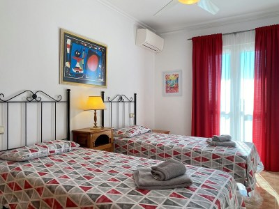 Apartment Apartment in Nerja near Carabeo Beach - Features photo 19