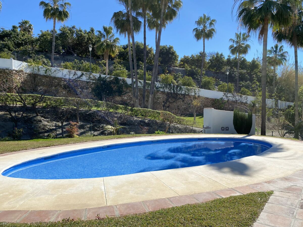Apartment Apartment in Nerja near Burriana Beach - Outdoor photo 4