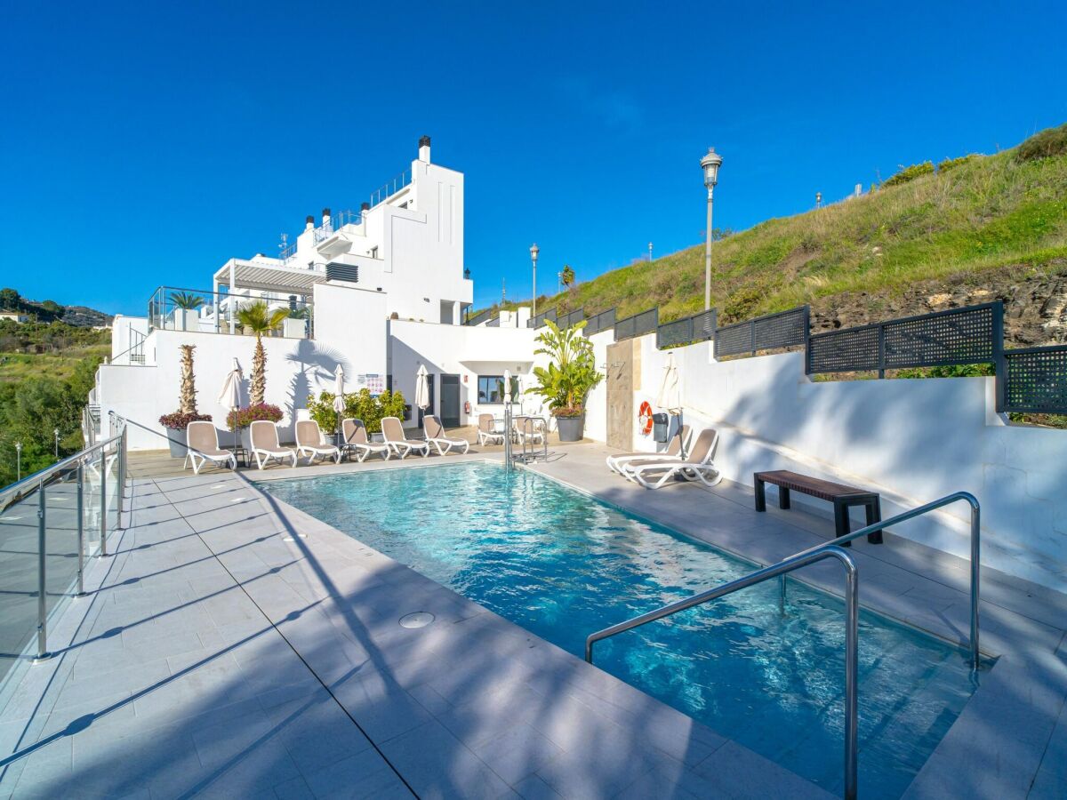 Apartment Penthouse in Málaga with Sea Views & Pool