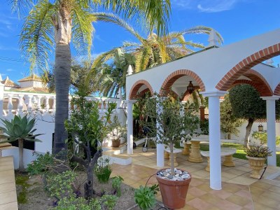 Apartment Apartment in Nerja near Burriana Beach - Outdoor photo 2