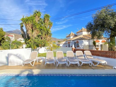 Apartment Apartment in Nerja near Burriana Beach - Outdoor photo 11