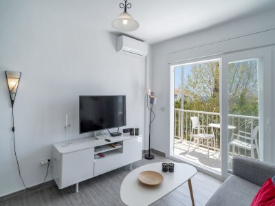 Apartment Apartment in Nerja with Sea Views & Pool - Features photo 27