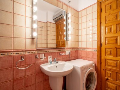 Apartment Holiday Home in Nerja with Sea Views - Features photo 27