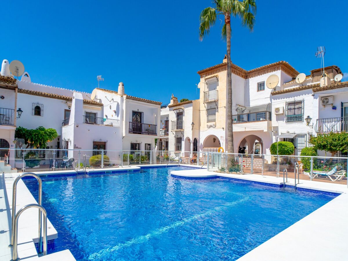 Holiday house Holiday Home in Nerja with Sea Views & Pool - Outdoor photo 4