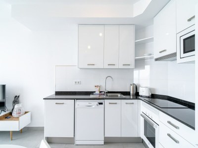 Apartment Holiday Home in Nerja with Sea Views - Features photo 13