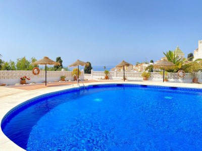 Apartment Holiday Home in Nerja with Sea Views - Outdoor photo 12