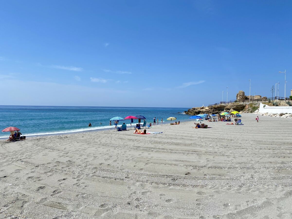 Apartment Apartment in Nerja near Torrecilla Beach - Outdoor photo 2