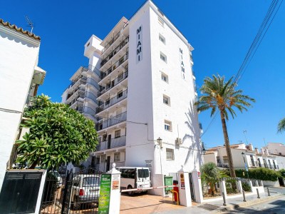Apartment Apartment in Nerja near Burriana Beach - Outdoor photo 4