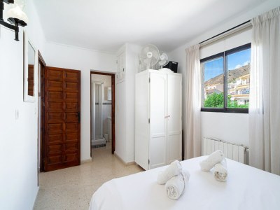 Apartment Apartment in Nerja with Sea Views & Pools - Features photo 24