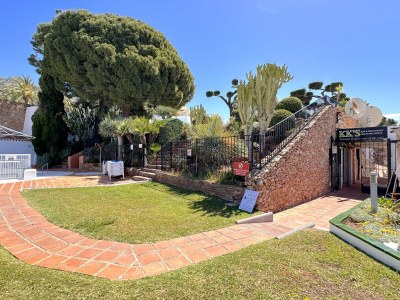 Apartment Villa in Nerja with Private Pool & Jacuzzi - Outdoor photo 7