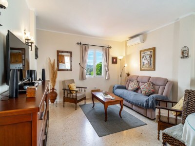 Apartment Villa in Nerja with Private Pool & Jacuzzi - Features photo 33