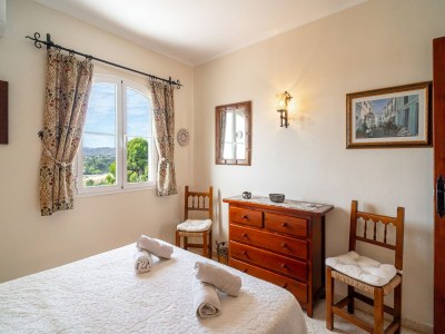 Apartment Villa in Nerja with Private Pool & Jacuzzi - Features photo 39