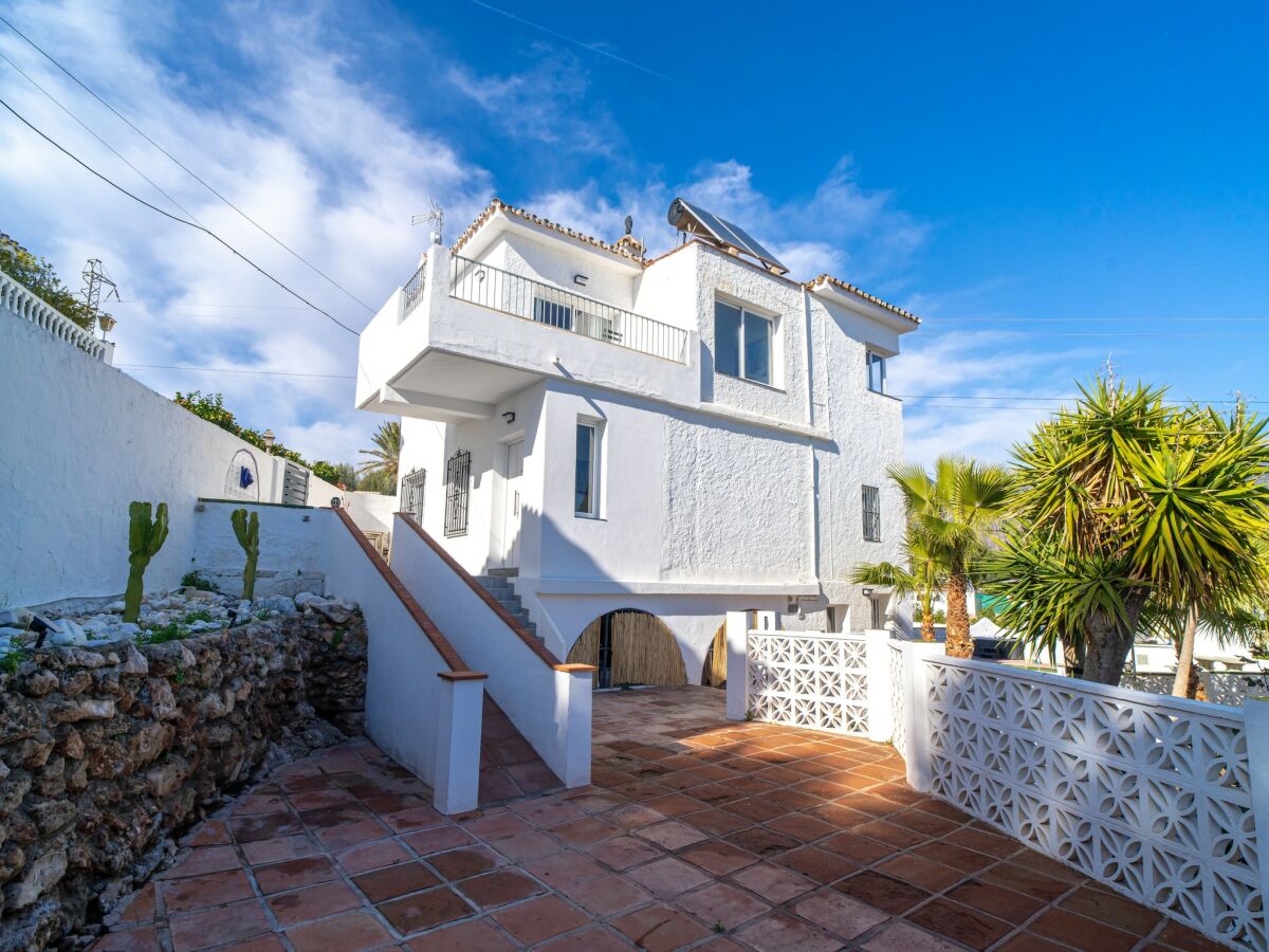 Villa Villa in Nerja mit Pool und Jacuzzi