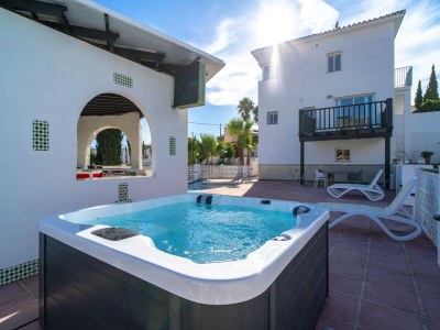 Villa Villa in Nerja mit Pool und Jacuzzi - Outdoor photo 11