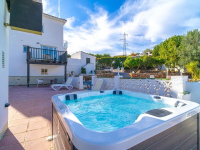 Villa Villa in Nerja mit Pool und Jacuzzi - Outdoor photo 15
