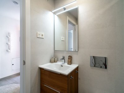 Apartment Apartment in Spain near Beaches & Trails - Features photo 10