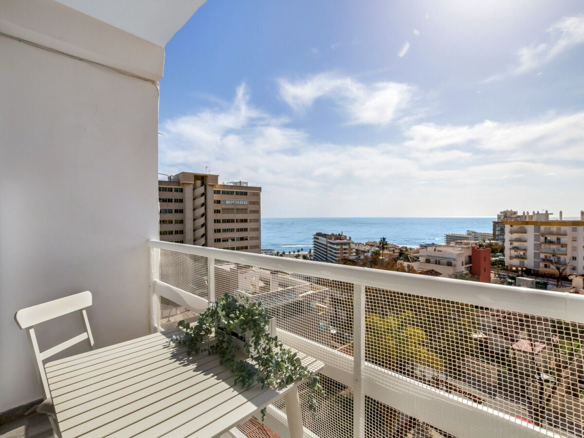 Apartment Holiday Home in Torremolinos by Playa Carihuela - Outdoor photo 4