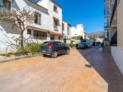 Apartment Apartment in Nerja near Burriana Beach in Eastern Costa del Sol - Apartment